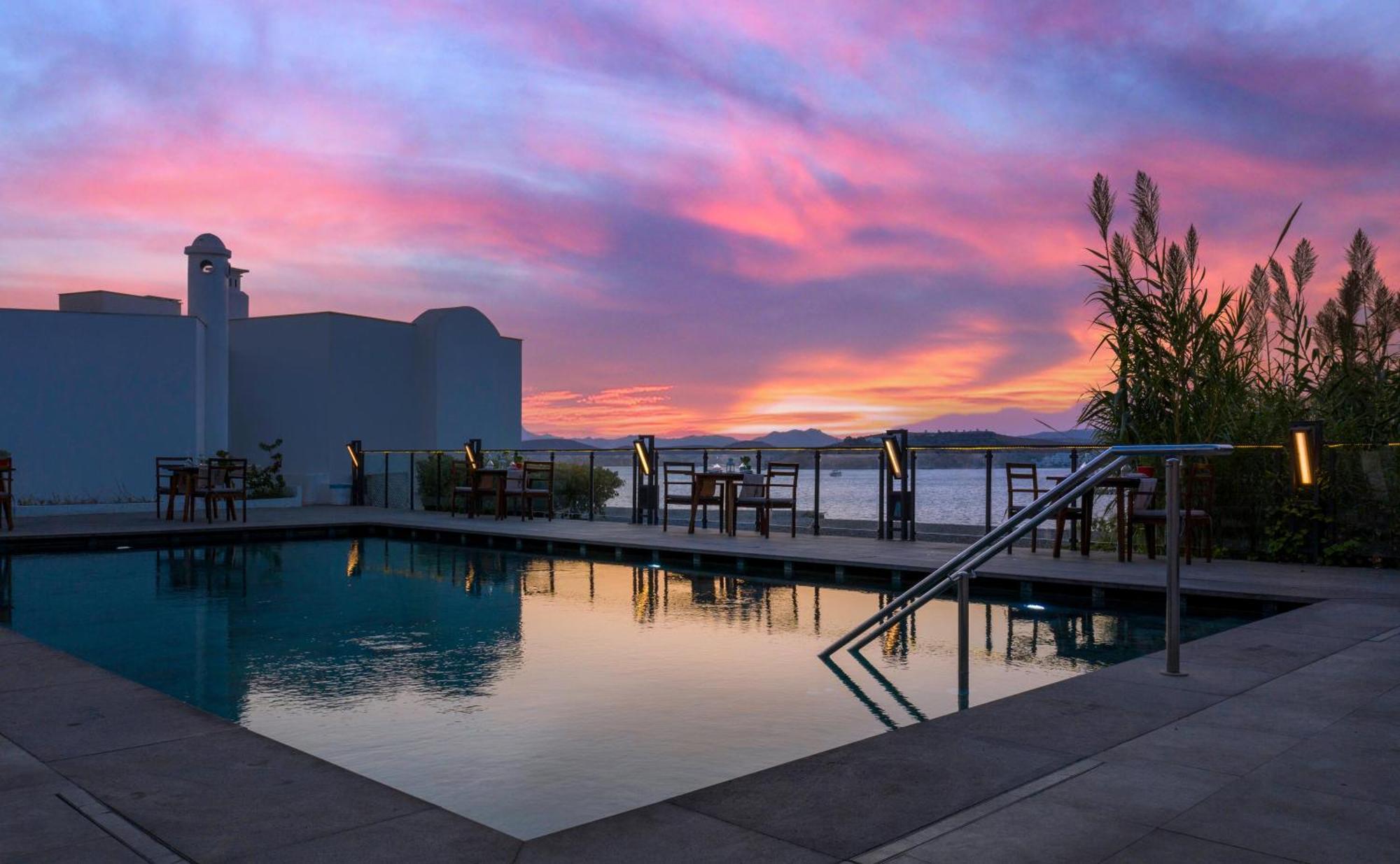 โรงแรมเซนซ์ Bodrum ภายนอก รูปภาพ