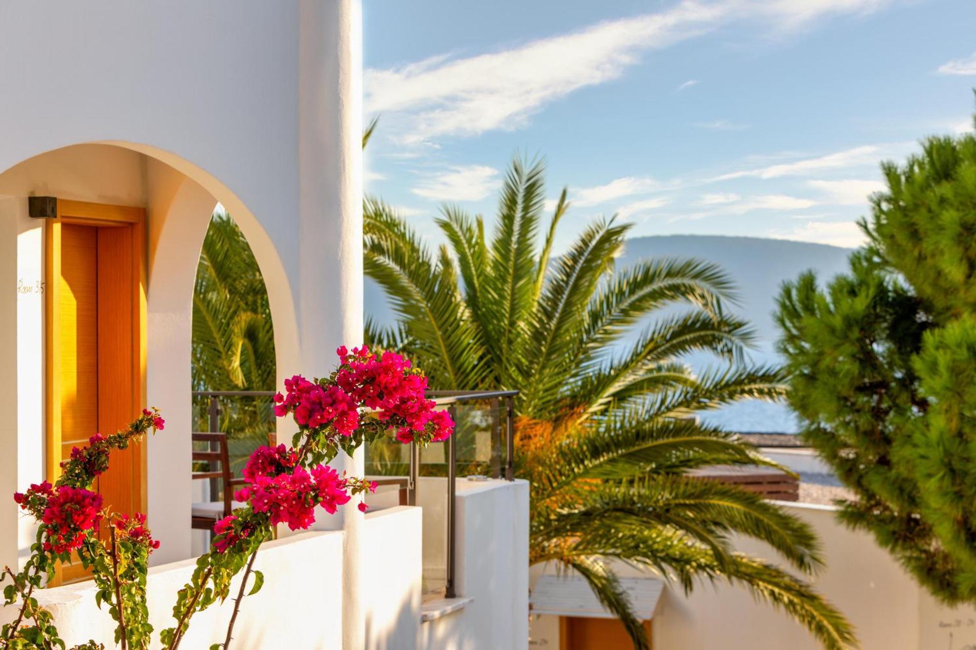 โรงแรมเซนซ์ Bodrum ภายนอก รูปภาพ